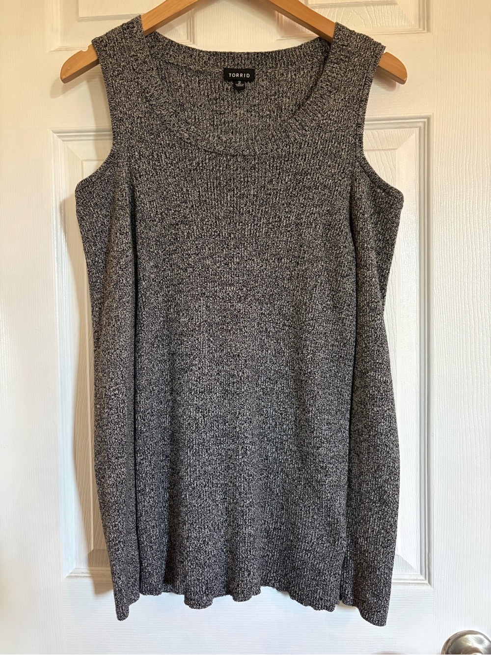 torrid Gray Ribbed Knit Cold Shoulder Sweater Fitted